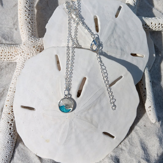 Danity Wave Necklace - Cable Chain