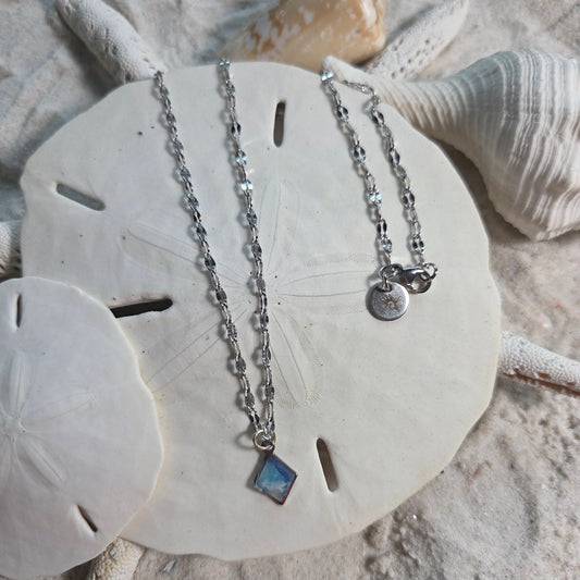 Dainty Rhombus Necklace - Lip Chain