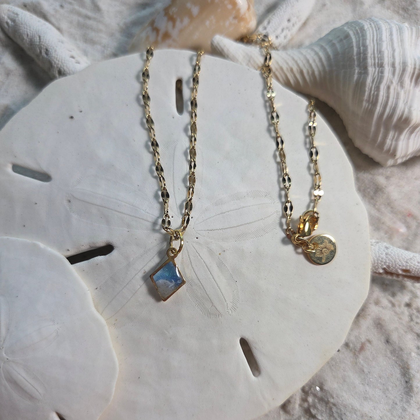 Dainty Rhombus Necklace - Lip Chain