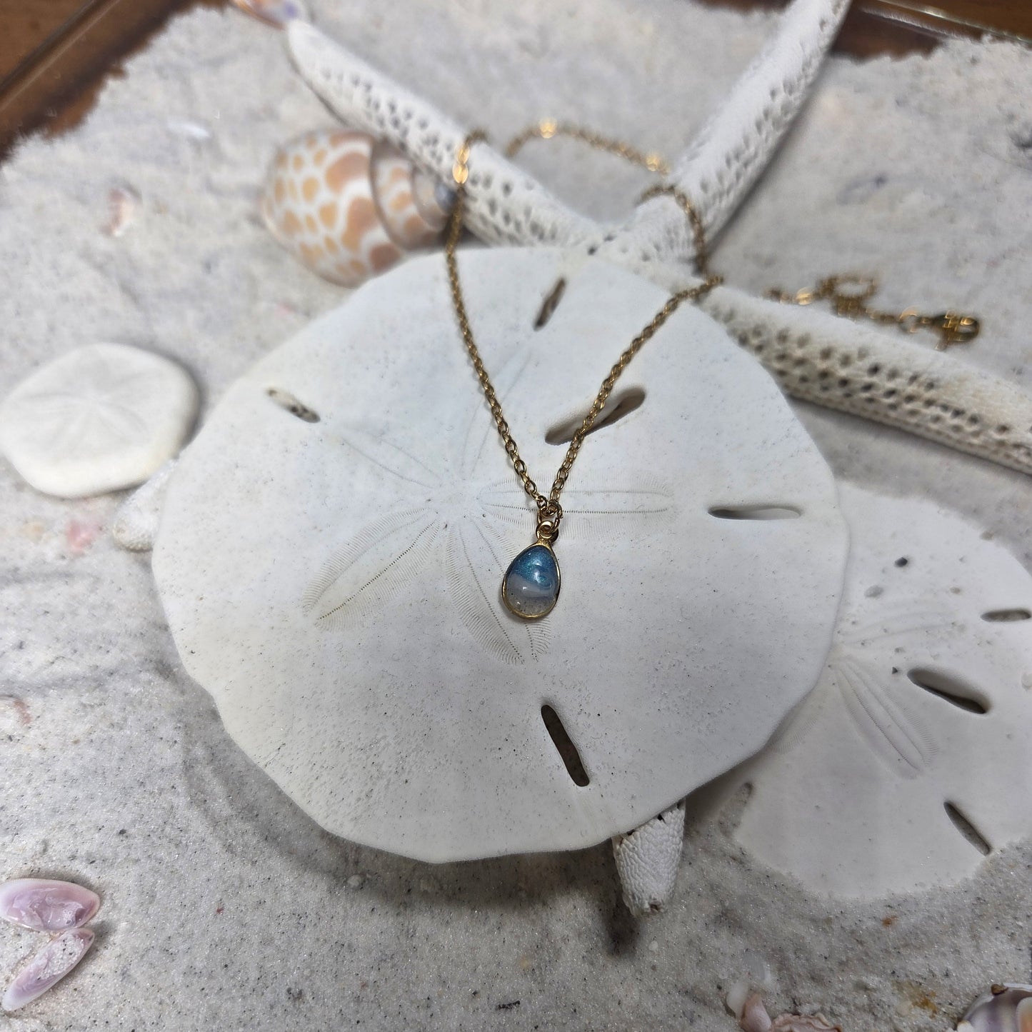 Dainty Rain Drop Necklace - Cable Chain