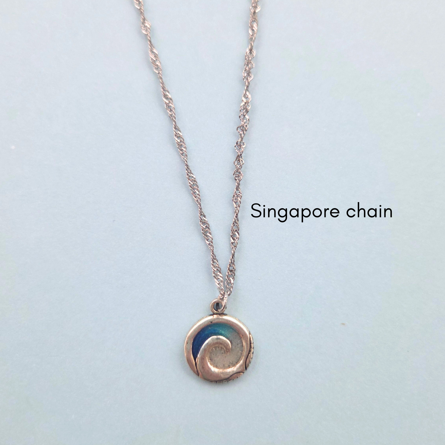 Thick Wave Necklace