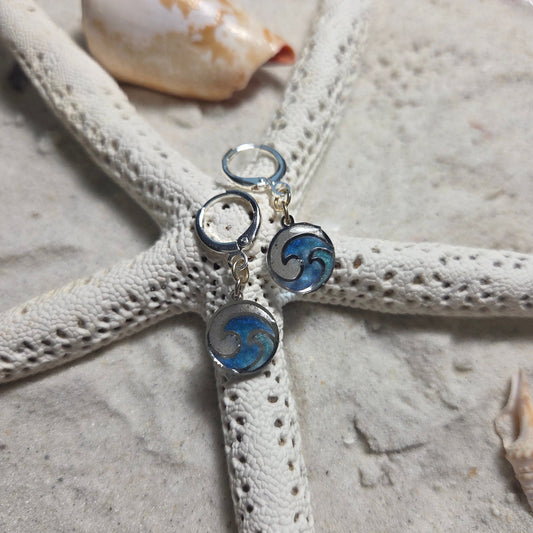 Double Wave Huggie Hoop Earrings