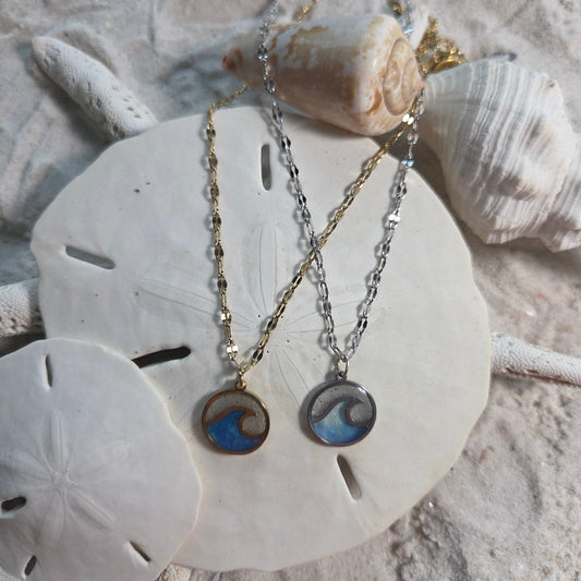 Classic Wave Necklace - Lip Chain